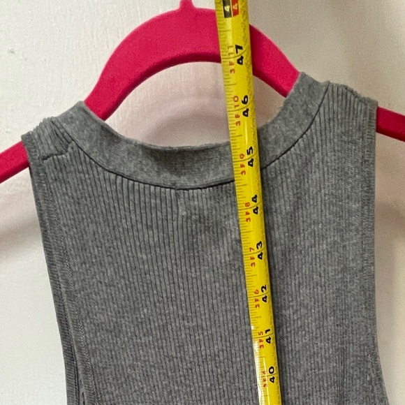 Hera Collection Ribbed Bodycon Midi Dress - Picture 6 of 7